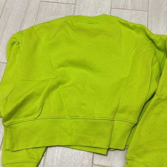 New XS Nike green pullover crew - Picture 4 of 4